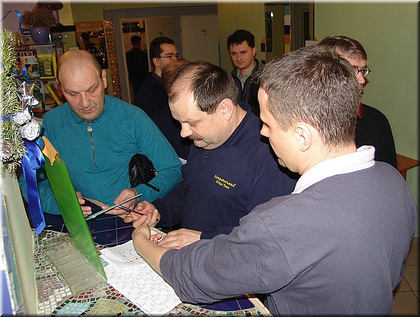 1l2zf613.jpg